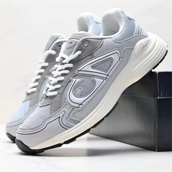 881_1727770228407_voghion1024x1024